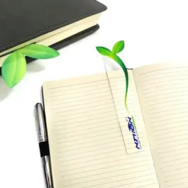 הדפסה על סימנייה בצורת עלה